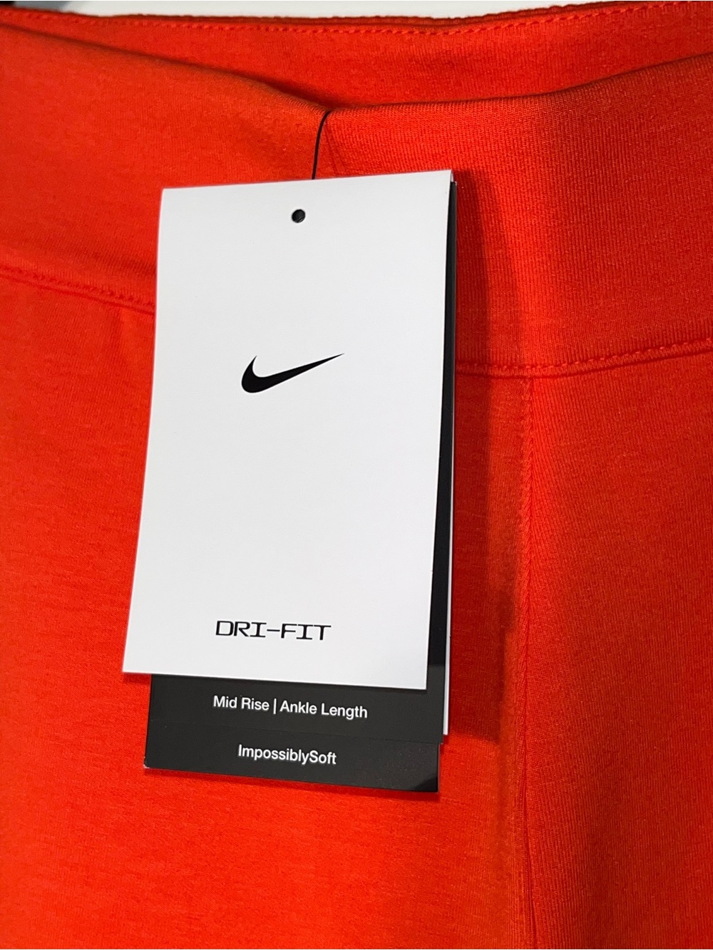 $90 NWT Women’s NIKE Large L 24.7 Impossibly Soft Dri-FIT Mid-Rise Jogger Pants - Picture 7 of 15